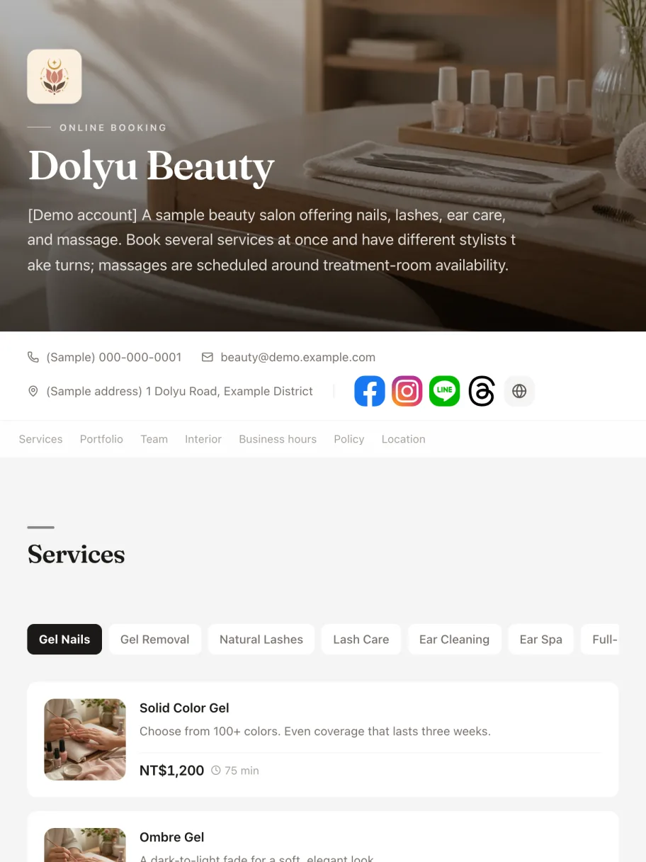 Booking page of the “Nails, lashes, and massage” demo business